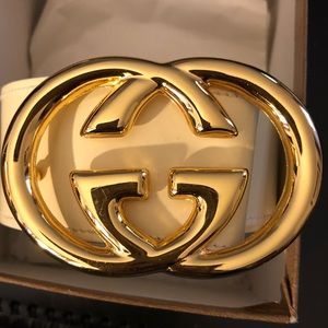 Vintage GUCCI cream patent leather belt